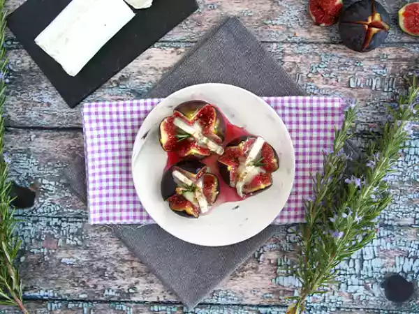 Receita Figo ao forno (com queijo de cabra e mel)