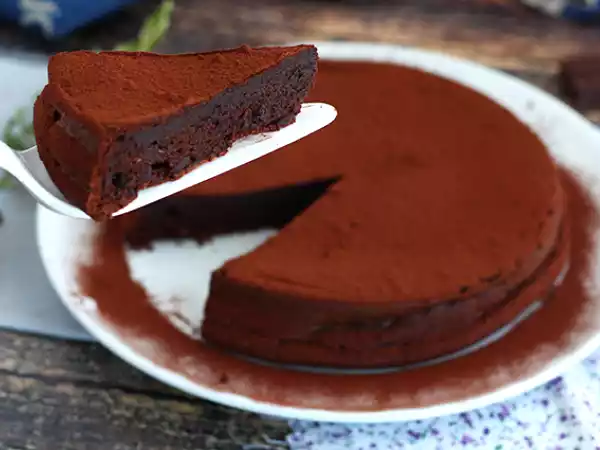 Receita Bolo mousse de chocolate sem farinha