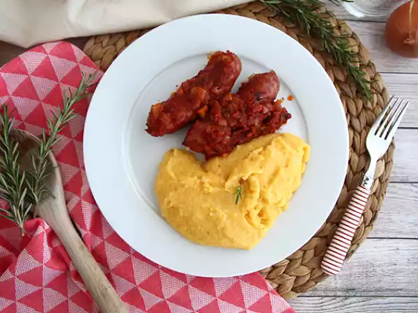 Receita Polenta com linguiça defumada