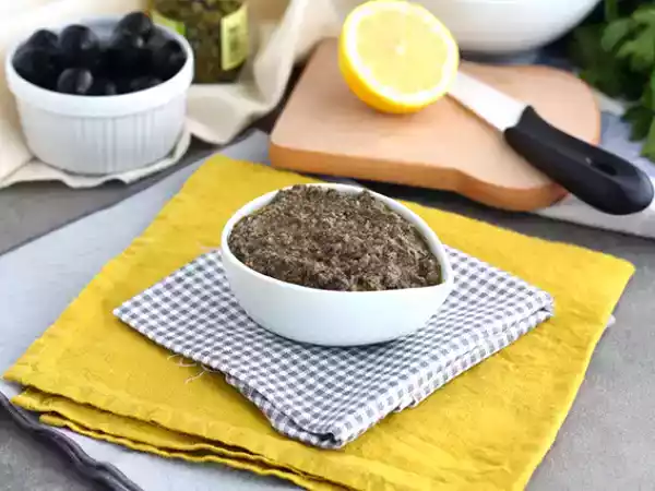 Receita Tapenade, pasta de azeitonas pretas