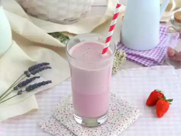 Receita Milkshake de morango e framboesa