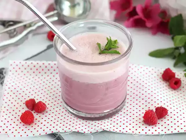 Receita Milkshake framboesa e hortelã (vegan)