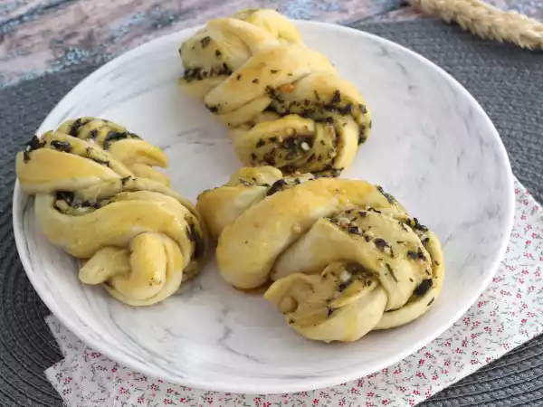 Receita Pães de trança ao pesto