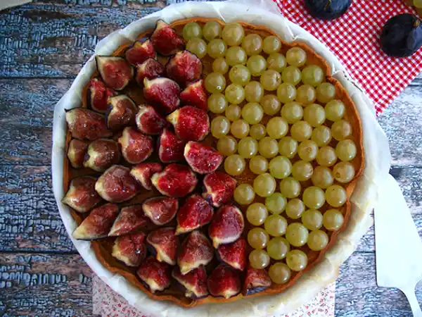 Receita Tarte de figos e uvas