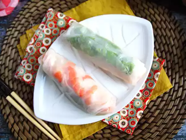 Receita Rolinho primavera - recheio de frango e camarão