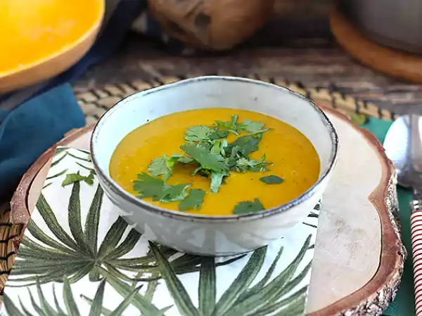 Receita Sopa de abóbora com lentilhas vermelhas