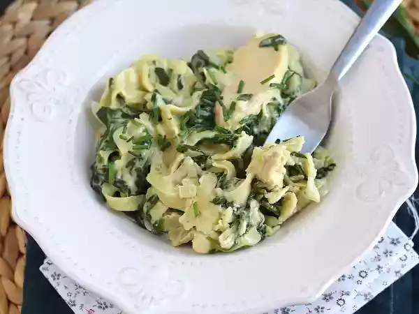 Receita One pot pasta frango, espinafre e queijo