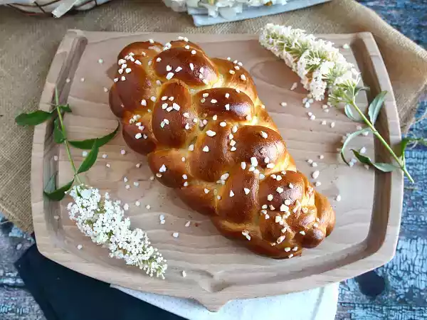 Receita Brioche trançada com 8 fios
