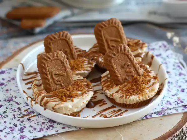 Receita Cheesecakes de biscoito de canela (sem forno)