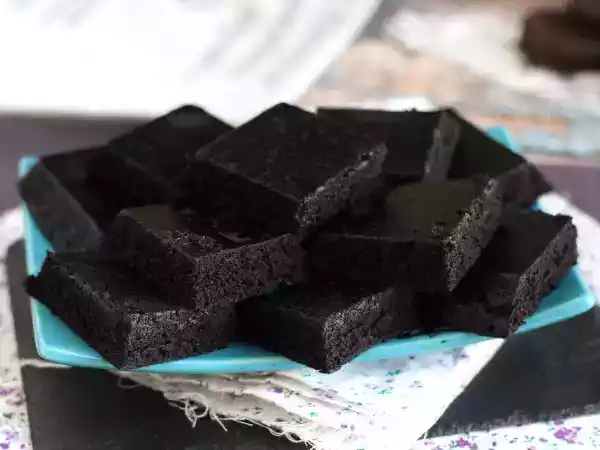 Receita Bolo oreo com 3 ingredientes e pronto em 6 minutos