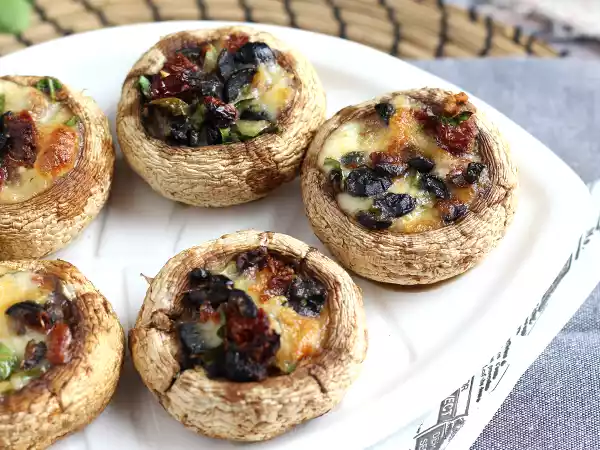 Receita Cogumelos recheados com mozzarella