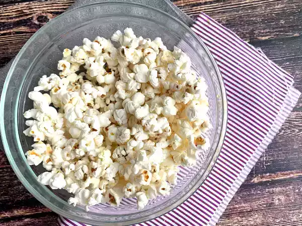 Receita Pipoca sem óleo feita no micro-ondas