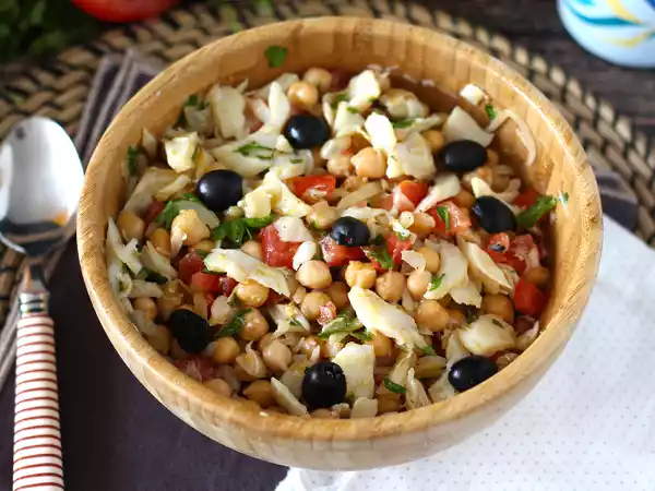 Receita Salada de grão de bico com bacalhau