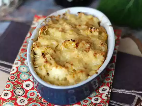 Receita Gratinado de couve com molho bechamel e queijo
