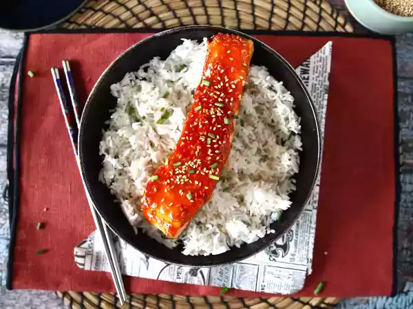 Receita Salmão ao molho coreano gochujang pronto em 8 minutos!
