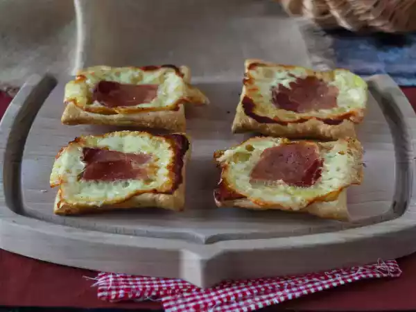 Receita Folhado invertido de queijo, presunto e batata