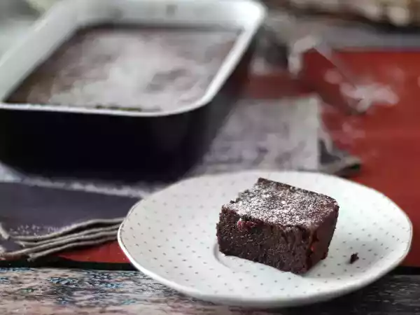 Receita Bolo de chocolate e pasta de castanhas, sem adição de açúcar e com 4 ingredientes!