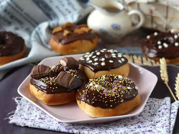 Receita Donuts no forno, a versão mais saudável, sem fritura!