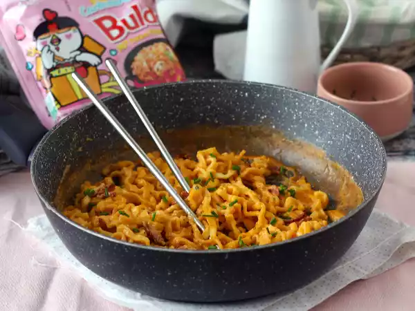 Receita Como cozinhar o lamen coreano super picante buldak?