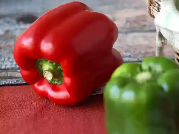 Receita Como tirar a pele do pimentão no forno?