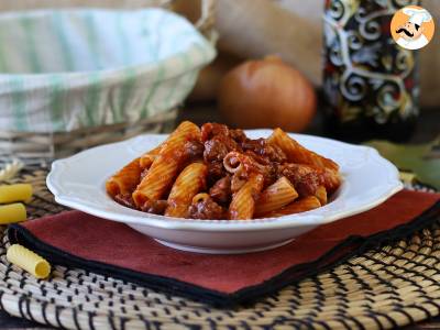 Receita Macarrão ao molho de salsicha fresca (linguiça): um prato simples com sabor intenso