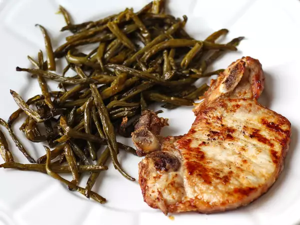 Receita Costeleta de porco (bisteca) na air fryer: receita fácil, dourada e suculenta