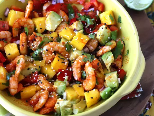 Receita Salada de camarão com manga: receita leve, refrescante e fácil de preparar