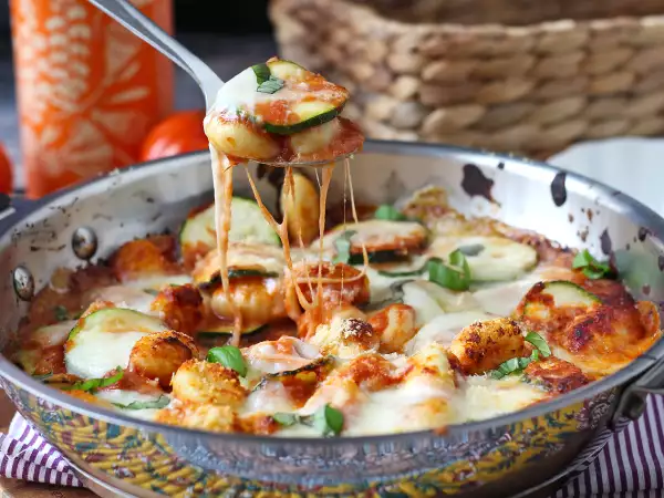 Receita Nhoque ao forno com molho de tomate, queijo e curgete (abobrinha)