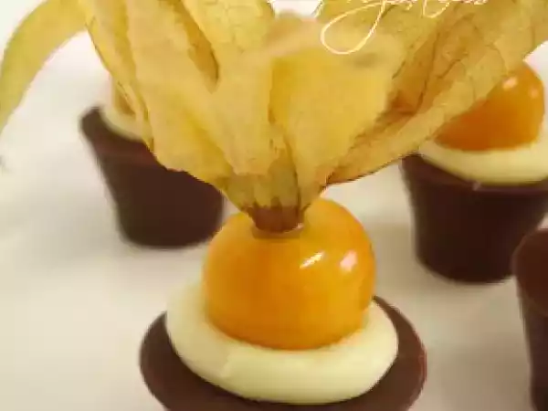 Receita Copinhos de ganache de cointreau e physalis