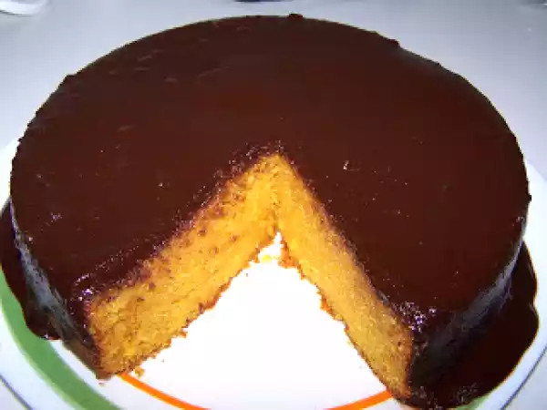 Receita Bolo de cenoura com cobertura de chocolate