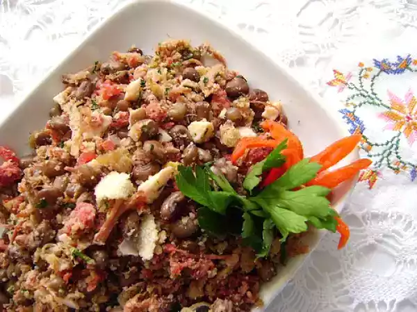 Receita Farofa de feijão-de-corda (feijão-catador)
