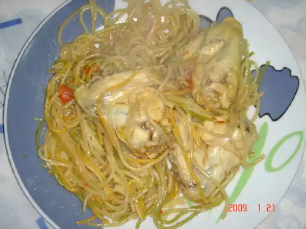 Receita Esparguete com asinhas de frango