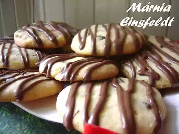 Receita Biscoitos de frutas cristalizadas (marnia)