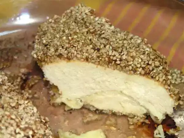 Receita Peitos de frango com crosta de sésamo