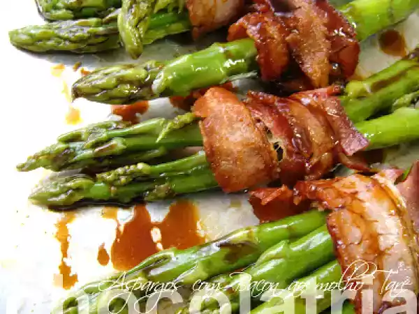 Receita Aspargos com bacon ao molho tarê