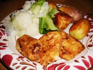 Receita Postas de filete de bacalhau á portuguesa, com batatas assadas no forno e couve flor