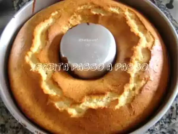 Receita Bolo de leite condensado com goiabada