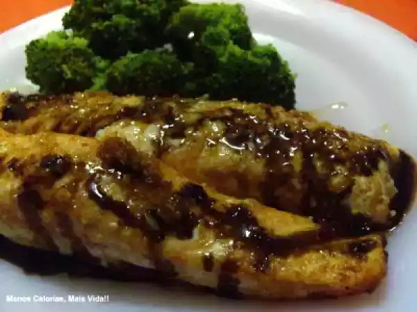 Receita Salmão no forno com molho balsâmico