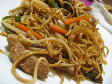Receita Cozinha chinesa - massa chinesa com carne e legumes