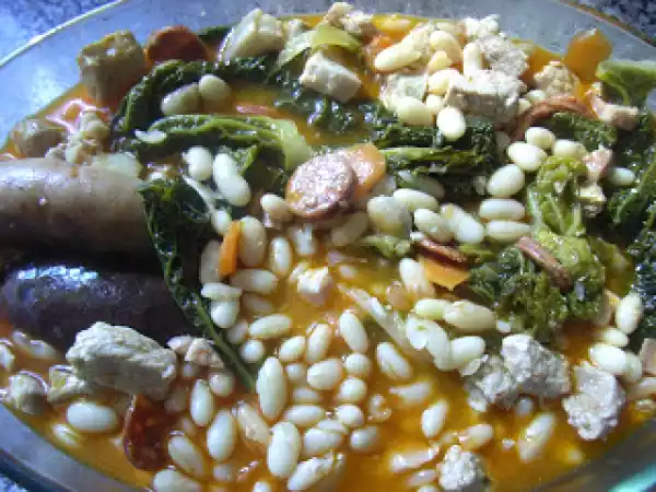 Receita Feijoada de feijão branco.