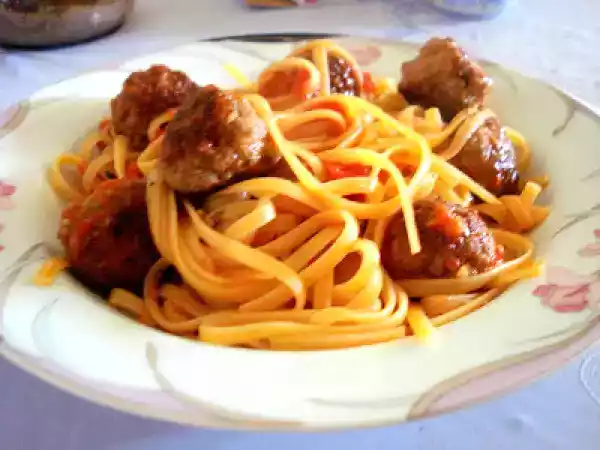 Receita Spaghetti com almôndegas!!