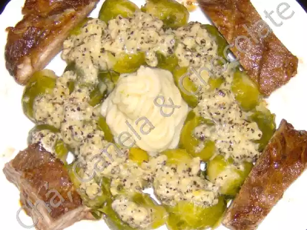 Receita Entrecosto c/ couve-de-bruxelas e amêndoa