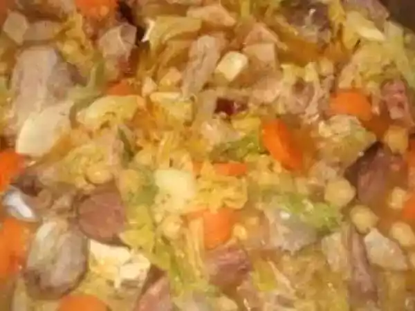 Receita Carne guizada com grão e couve lombarda