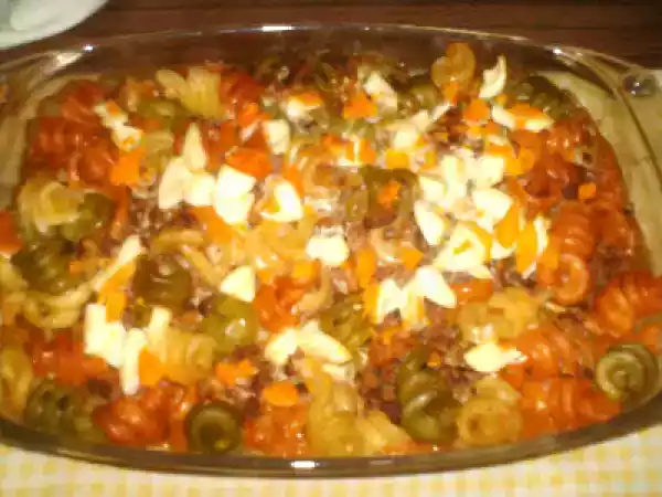 Receita Massa com bolonhesa gratinada