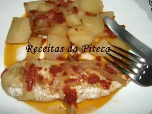 Receita Filetes de pescada assados no forno com batatas