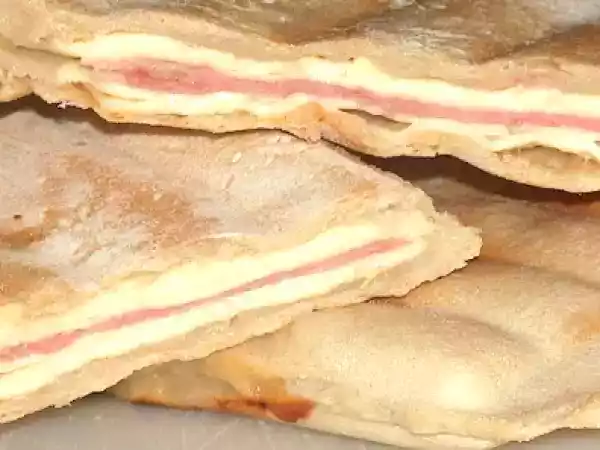Receita Tosta mista na sandwicheira - artisan bread