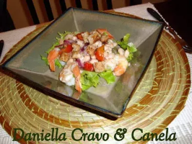 Receita Salada de camarão e feijão branco