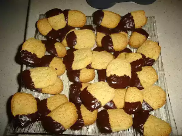 Receita Bolachinhas de laranja com chocolate