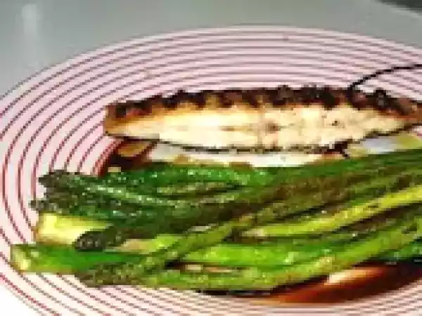 Receita Espargos grelhados com vinagre balsâmico
