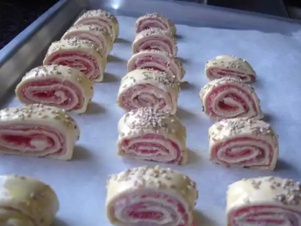 Receita Caracois de fiambre e queijo